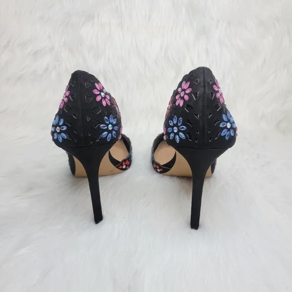 INC International Concepts black pumps pointed toe multi colored floral heels. - Picture 3 of 9